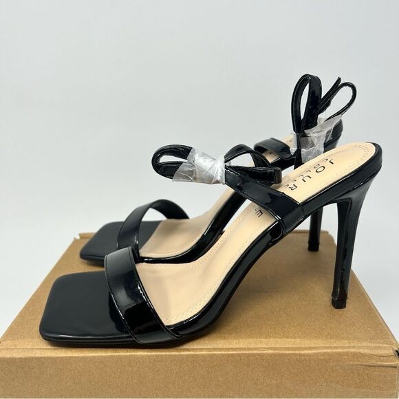 Journee Collection Dorian Sandal - Picture 5 of 9